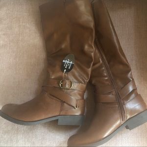 👢👢 Cognac knee high boots